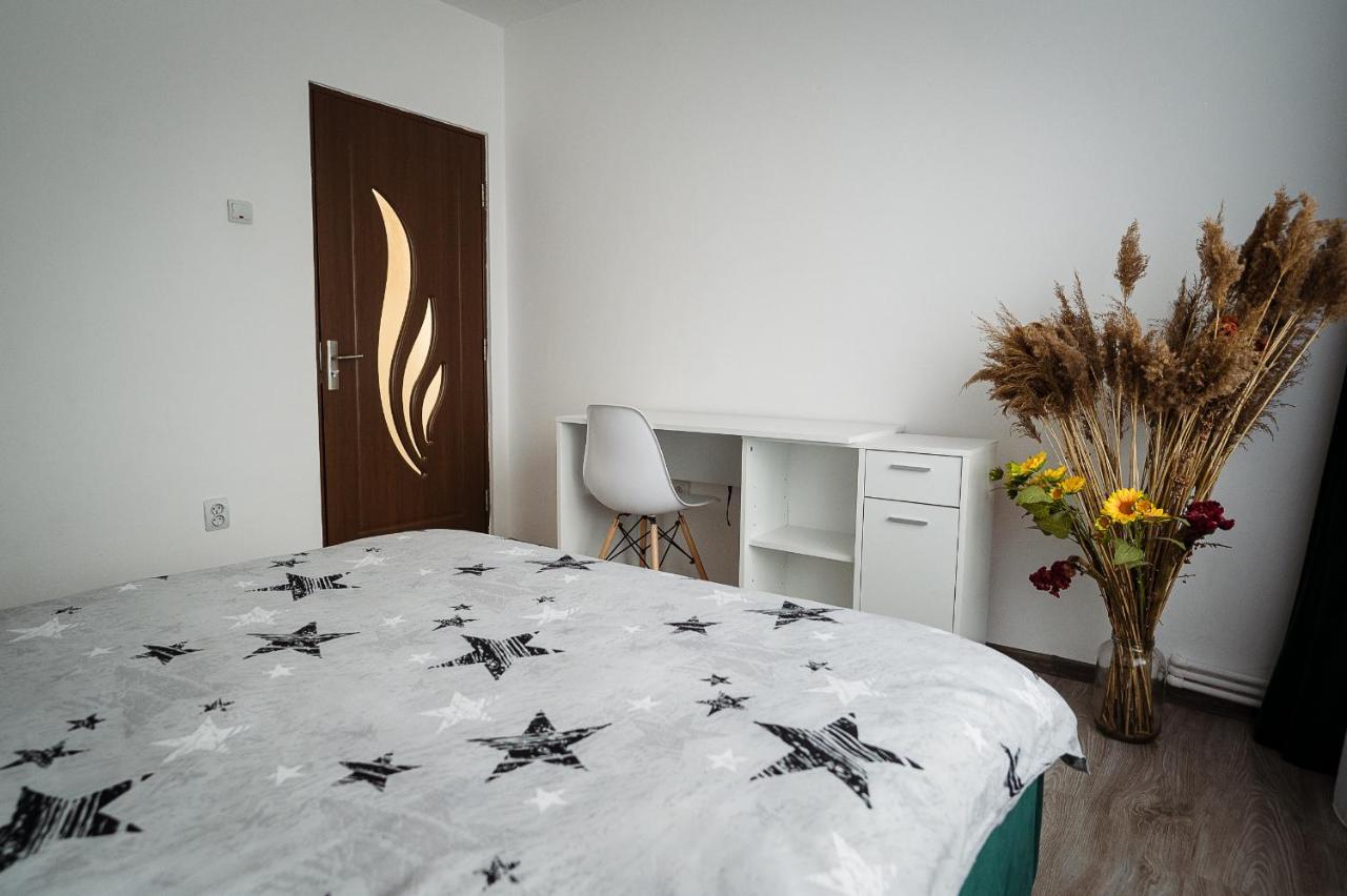 Blue House For 4 Guests With Netflix And Disney Iasi Ngoại thất bức ảnh