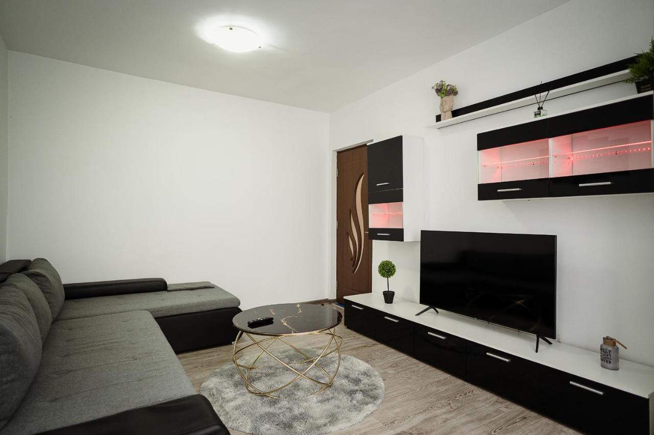 Blue House For 4 Guests With Netflix And Disney Iasi Ngoại thất bức ảnh